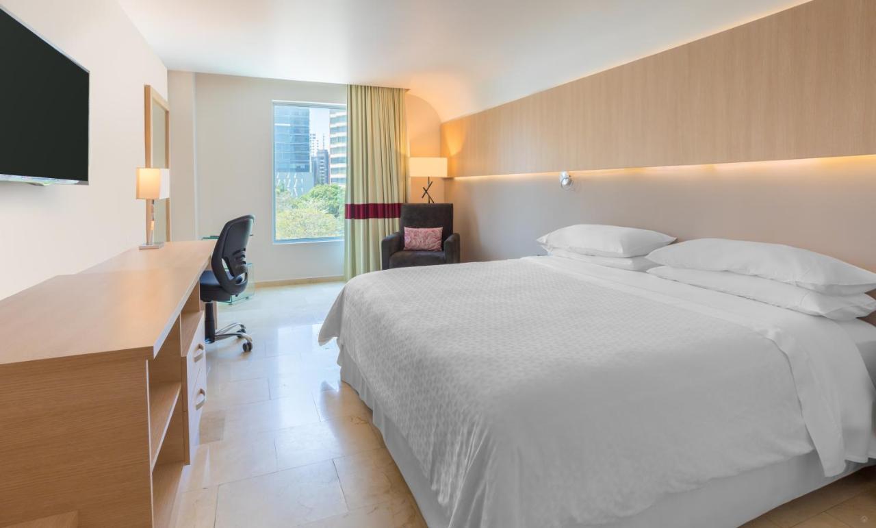 Four Points By Sheraton Barranquilla 4*