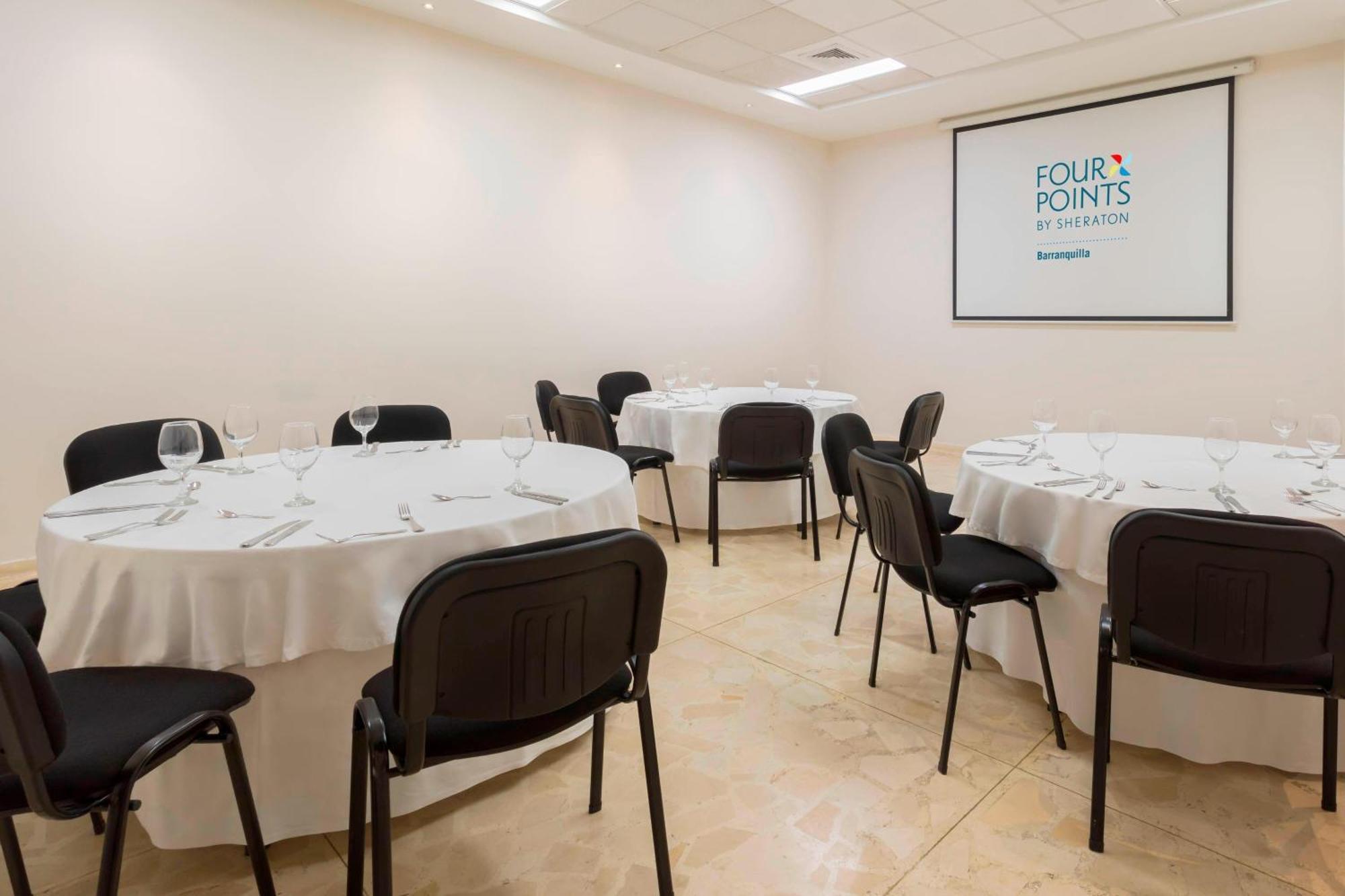 Hotel Four Points By Sheraton Barranquilla 4*